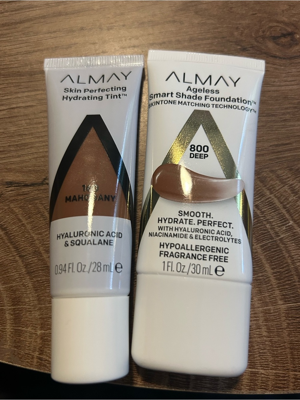 Almay Ageless Smart Shade Foundation - Deep 800 & Skin perfecting hydrating tint